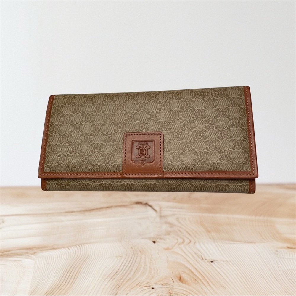 Celine Macadam Authentic Vintage Wallet (Model M/96) Resale Value $341.00
